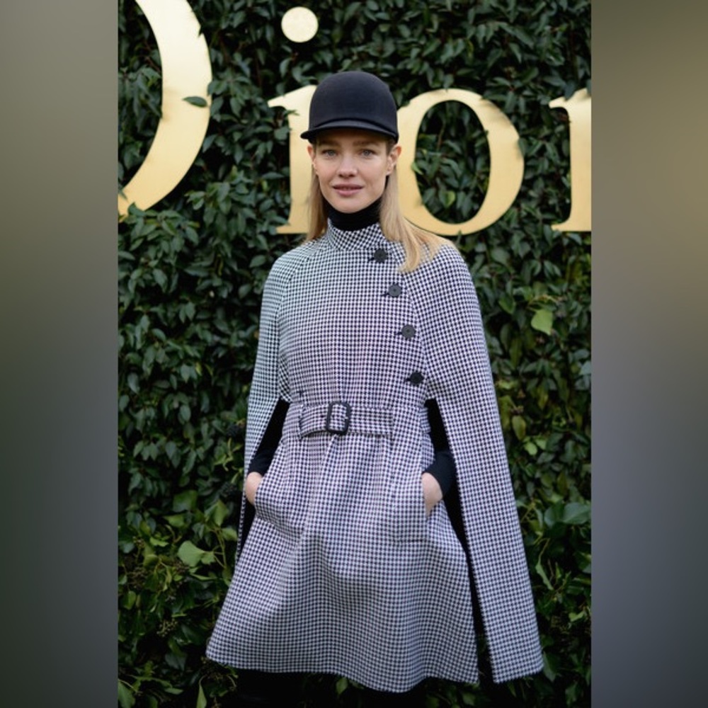 Christian Dior Haute Couture houndstooth cape dress FR40